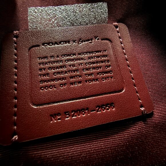 NWT COACH × GUANG YU  2656 Vale Gallery Pouch Signature Canvas W/ Rexy - Picture 7 of 8